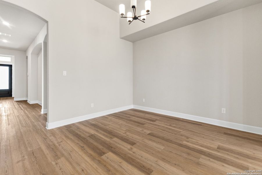 Spacious, unfurnished interior of a new home in The Enclave at Potranco Oaks, Castroville (Image 27).