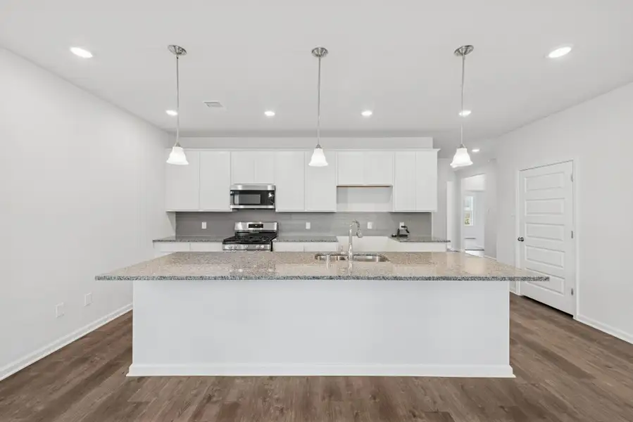 Furnished interior view inside a new home in Sierra Vista, Rosharon (Image 4).