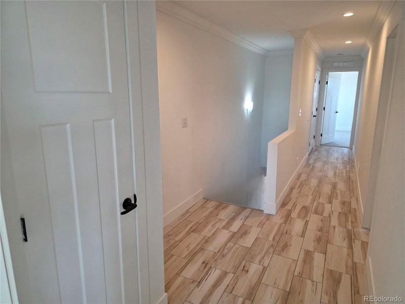 Spacious, unfurnished interior of a new home in , Williamsburg (Image 25). Spacious, unfurnished interior of a new home in , Williamsburg (Image 25).