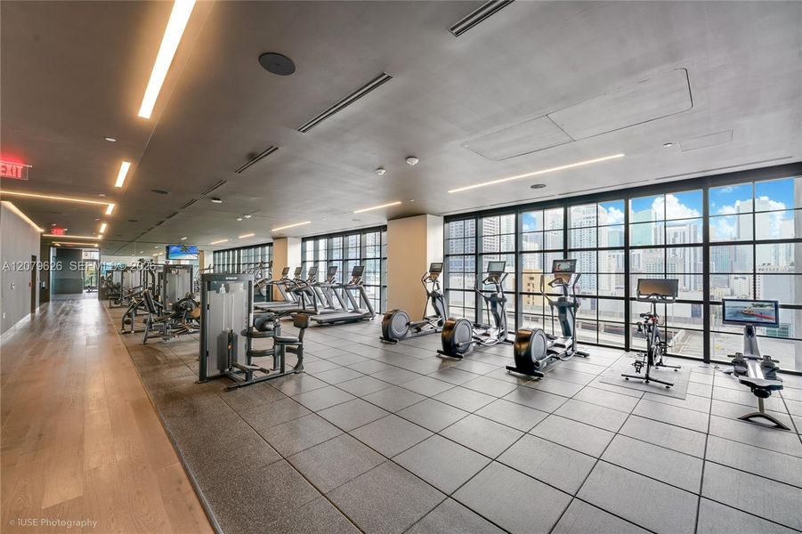 Community amenities in , Miami (Image 22).