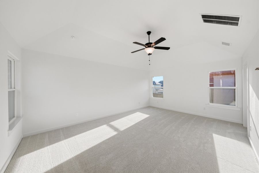 Spacious, unfurnished interior of a new home in Light Farms Brenham - 40' Lots, Celina (Image 26).