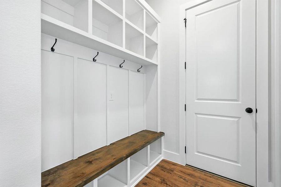 Furnished interior view inside a new home in , Venus (Image 20). Furnished interior view inside a new home in , Venus (Image 20).