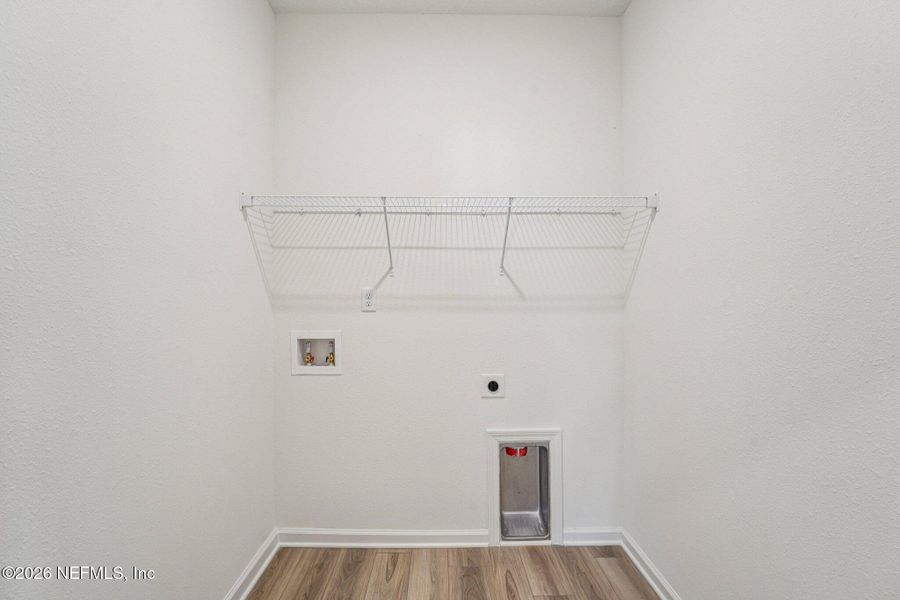 Spacious, unfurnished interior of a new home in Panther Creek, Jacksonville (Image 24).