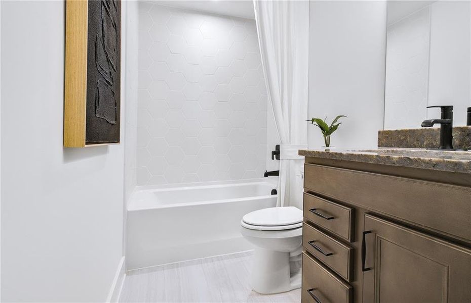 Furnished interior view inside a new home in Hunters Creek, Flowery Branch (Image 5).