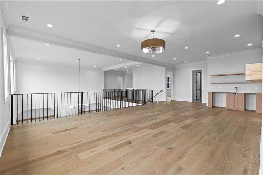 Spacious, unfurnished interior of a new home in , Bethlehem (Image 18).