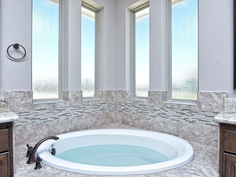 Image 527 representing the San Simeon I by Giddens Homes in Clearwater Ranch, Liberty Hill, TX.
