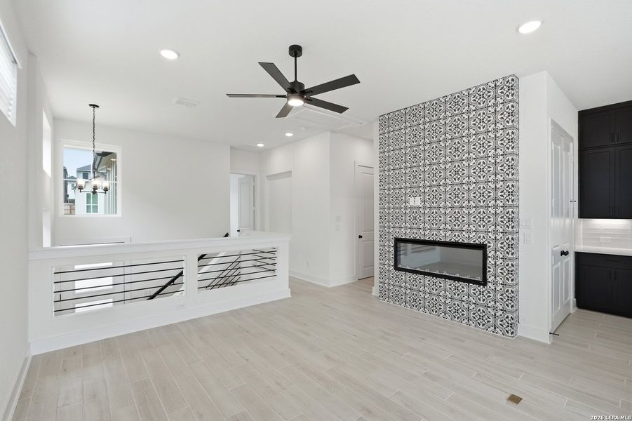 Spacious, unfurnished interior of a new home in Rose Hill, San Antonio (Image 30). Spacious, unfurnished interior of a new home in Rose Hill, San Antonio (Image 30).