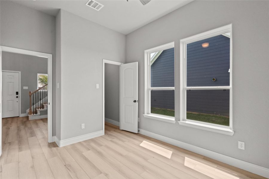 Image 17 of a home in .