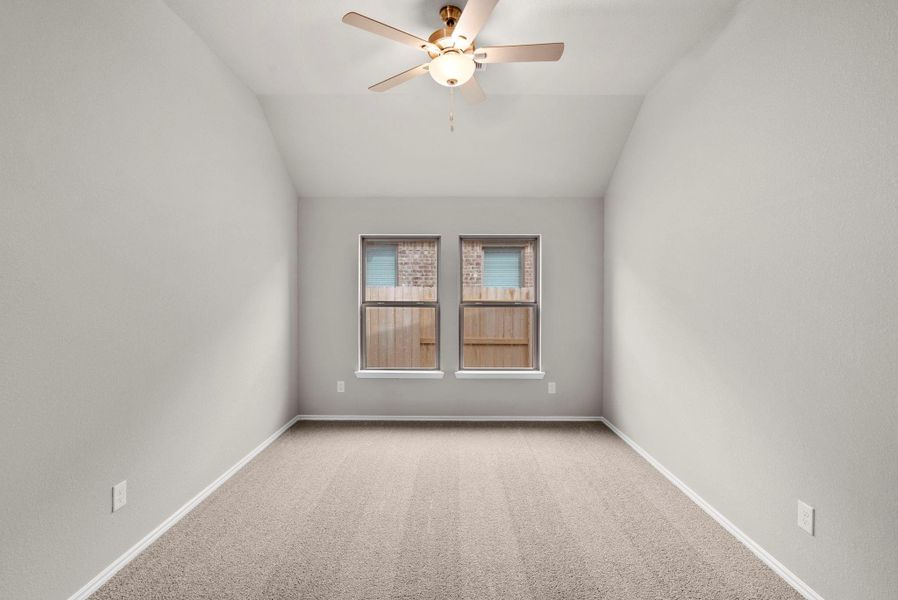 Spacious, unfurnished interior of a new home in Escondido, Magnolia (Image 22).