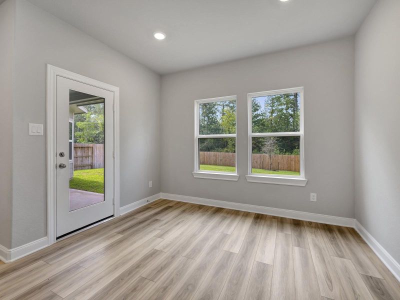 Photo is not of the actual home, but is an inspirational photo of builder’s model home and may depict options, furnishings, and/or decorator features that are not included Photo is not of the actual home, but is an inspirational photo of builder’s model home and may depict options, furnishings, and/or decorator features that are not included