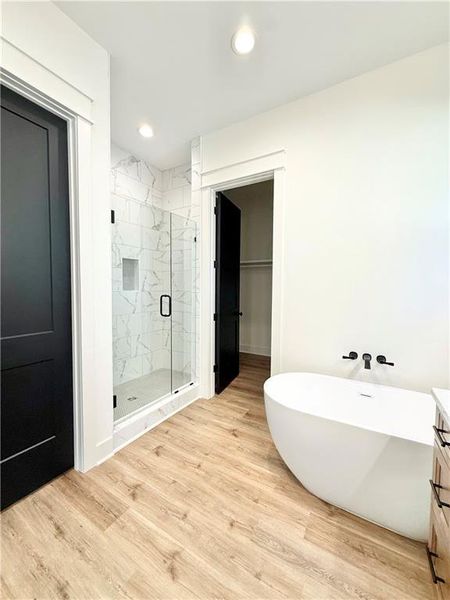 Furnished interior view inside a new home in , Dallas (Image 5).