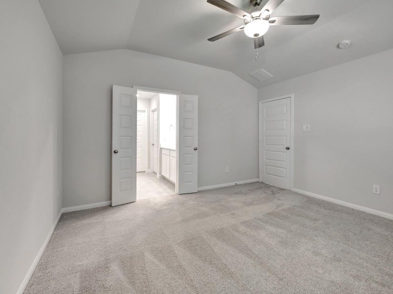 Photo is not of the actual home, but is an inspirational photo of builder’s model home and may depict options, furnishings, and/or decorator features that are not included Photo is not of the actual home, but is an inspirational photo of builder’s model home and may depict options, furnishings, and/or decorator features that are not included