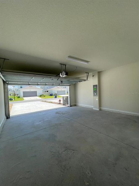 Image 10 of a home in .