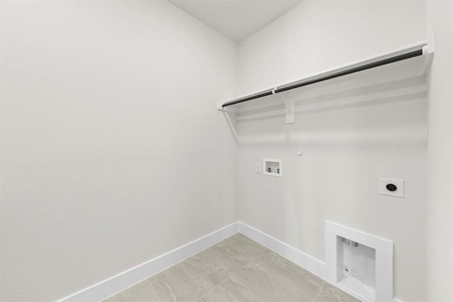 04. 3905 Mescalbean - Utility