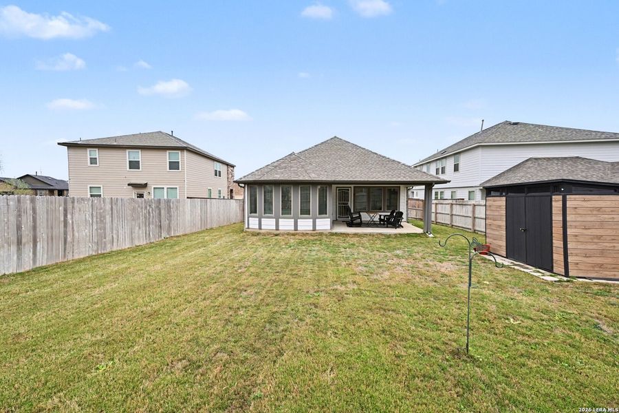 Exterior details and patio area of a home in The Parklands, Schertz (Image 28).