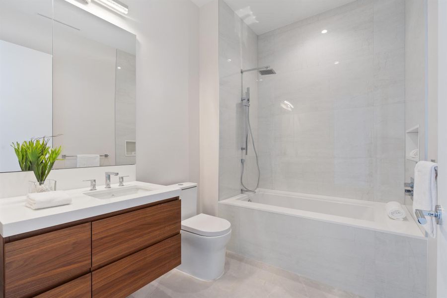 Furnished interior view inside a new home in Alina Residences, Boca Raton (Image 3). Furnished interior view inside a new home in Alina Residences, Boca Raton (Image 3).