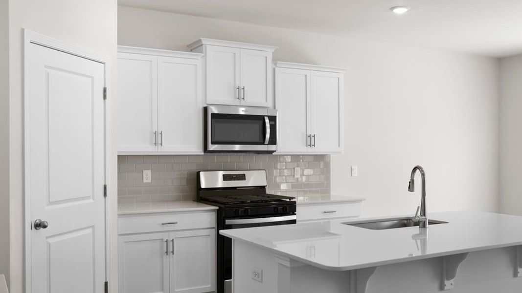Furnished interior view inside a new home in Sage Grove, Lyman (Image 8).
