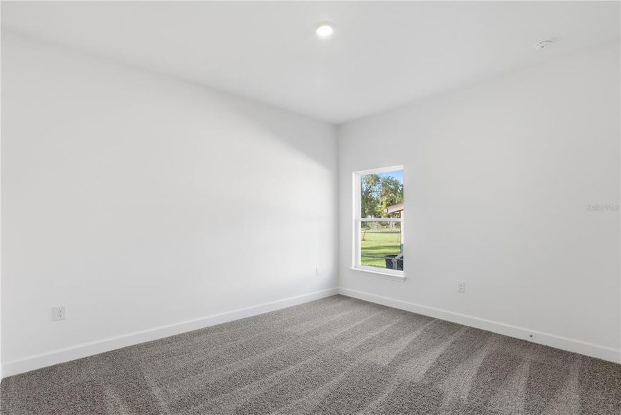 Spacious, unfurnished interior of a new home in , Sanford (Image 18).
