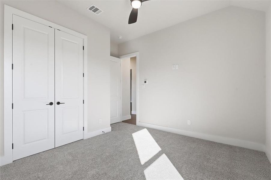 Spacious, unfurnished interior of a new home in Aledo Heights - Aledo ISD, Aledo (Image 16).