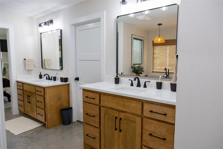 Furnished interior view inside a new home in , Powderly (Image 10).