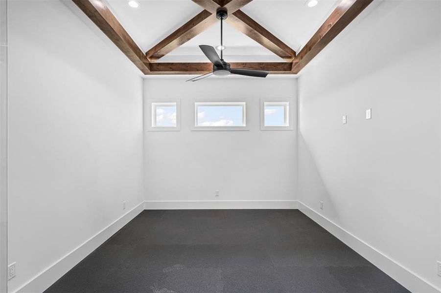 Spacious, unfurnished interior of a new home in , Granbury (Image 22).