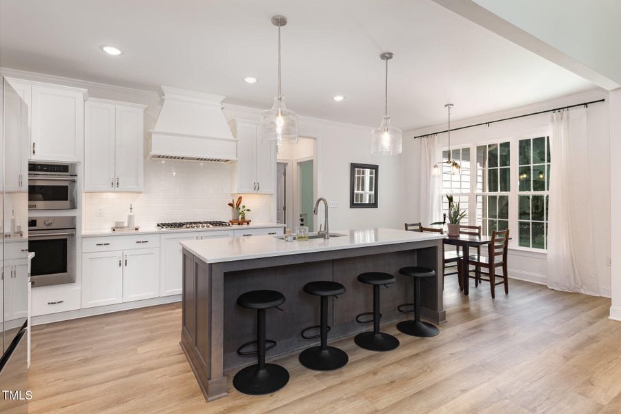 017_img_3083-edit_551