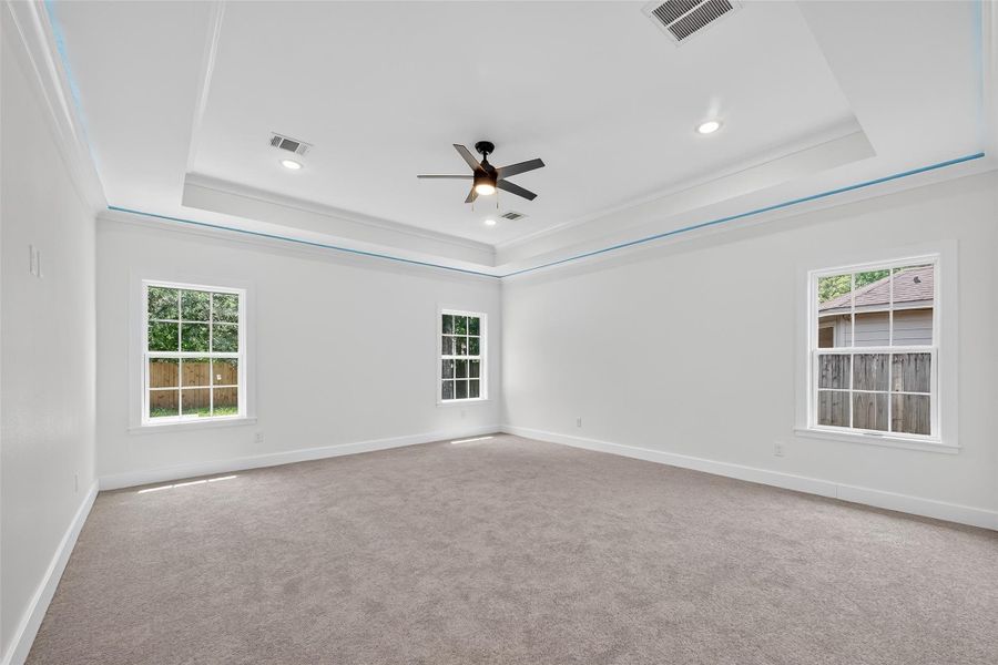 Spacious, unfurnished interior of a new home in , Crosby (Image 40).