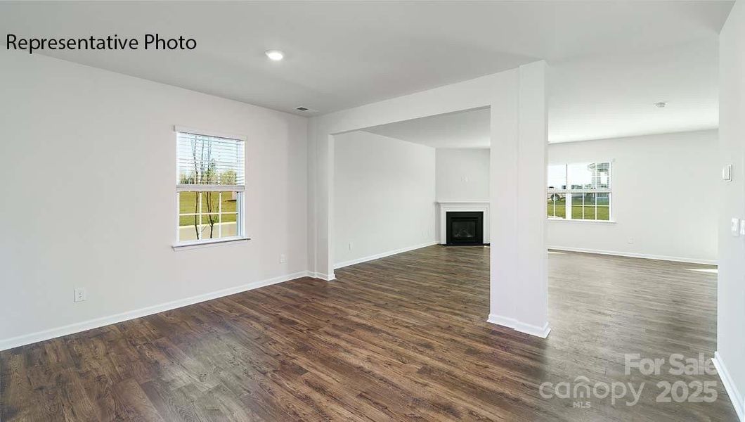Spacious, unfurnished interior of a new home in Nolen Farm, Gastonia (Image 23).