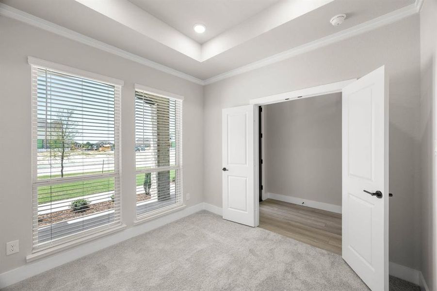 Spacious, unfurnished interior of a new home in Bear Creek, Cedar Hill (Image 18).