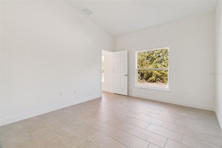 Spacious, unfurnished interior of a new home in , Yeehaw Junction (Image 34). Spacious, unfurnished interior of a new home in , Yeehaw Junction (Image 34).