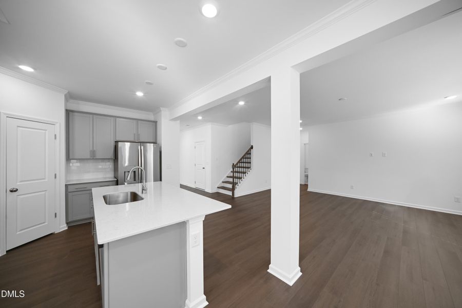 SUN_SherriDowns_Pic_Tessa-18