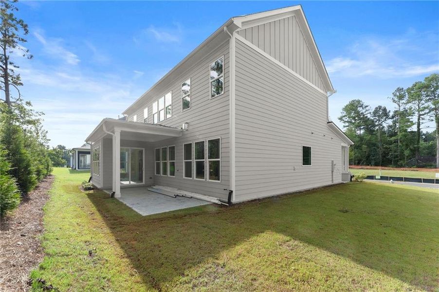Exterior details and patio area of a home in Hillgrove Preserve, Powder Springs (Image 29).