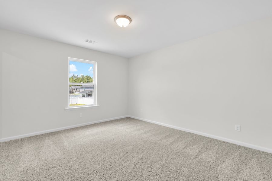 Spacious, unfurnished interior of a new home in Camden Crossing, Savannah (Image 32).