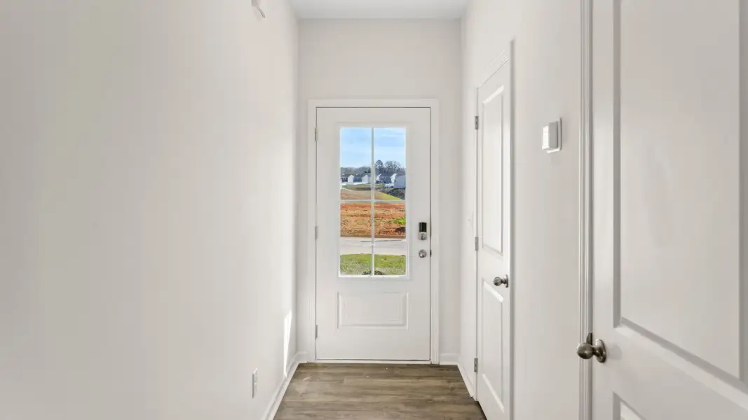 Spacious, unfurnished interior of a new home in Keebler Meadows, Johnson City (Image 19).