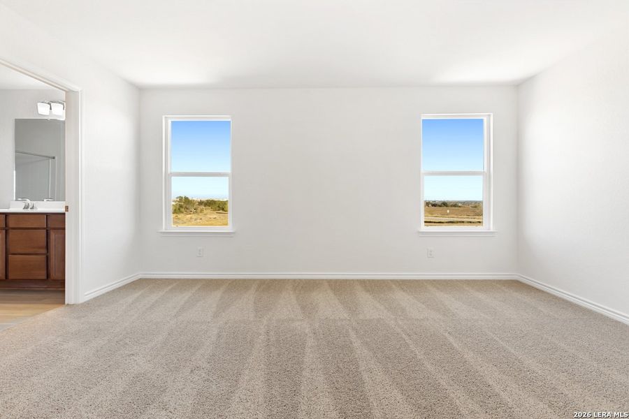 Spacious, unfurnished interior of a new home in Punta Verde, Converse (Image 23).