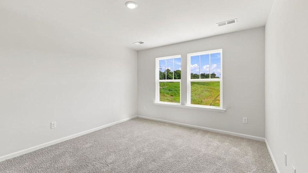 Spacious, unfurnished interior of a new home in Baxter Village, Boiling Springs (Image 27).
