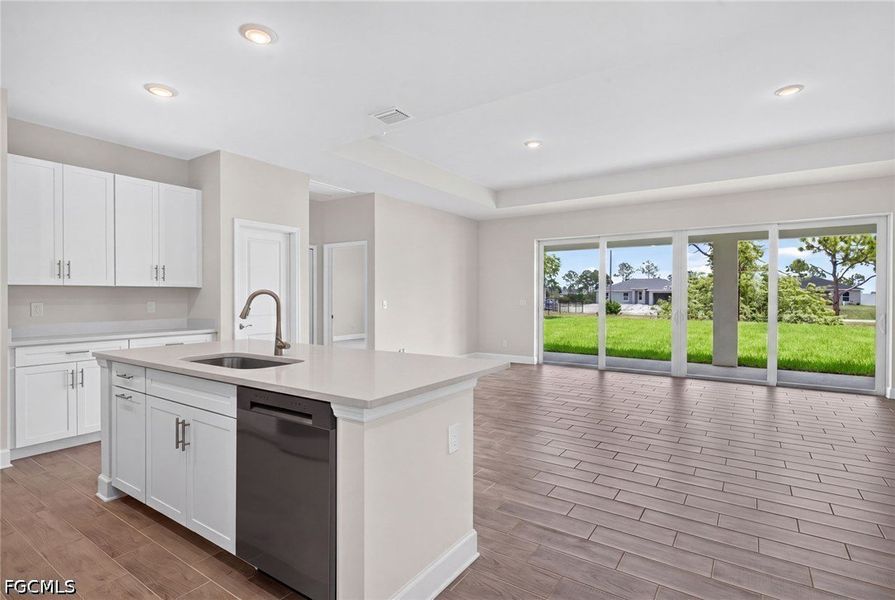 Furnished interior view inside a new home in Cape Coral, Cape Coral (Image 6).