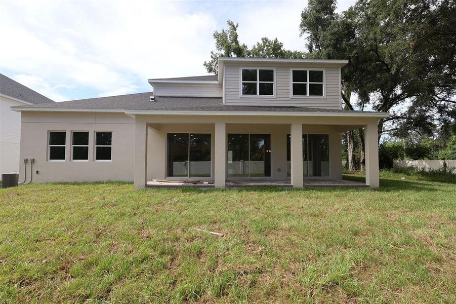 Exterior details and patio area of a home in Willow Run, Apopka (Image 3). Exterior details and patio area of a home in Willow Run, Apopka (Image 3).