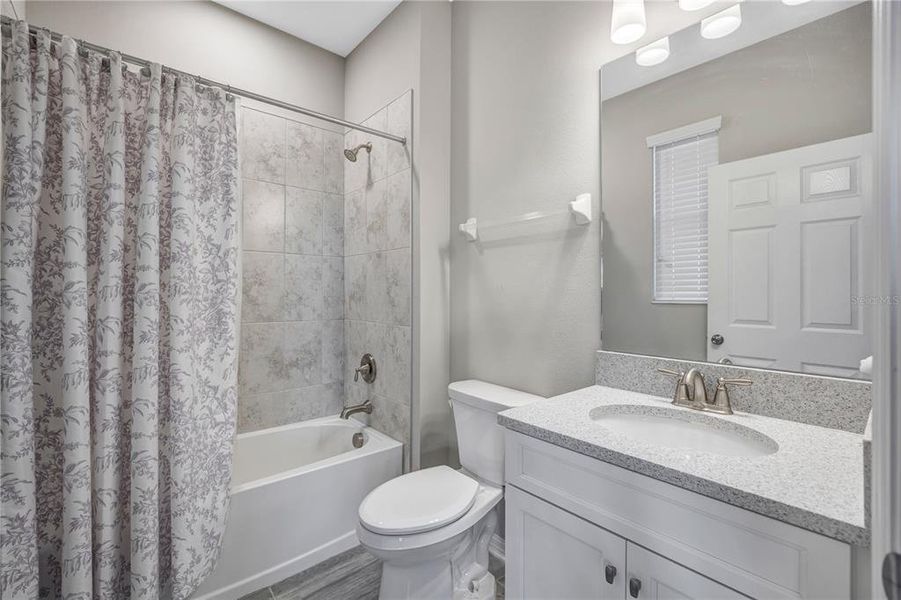 Furnished interior view inside a new home in , Wesley Chapel (Image 59).
