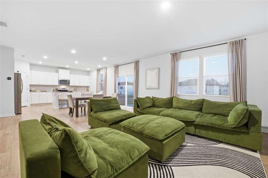 Furnished interior view inside a new home in Kingsley Creek, Lithonia (Image 13).