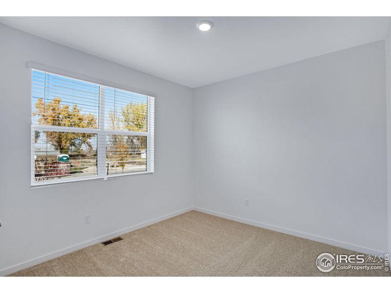 Spacious, unfurnished interior of a new home in Hansen Farm, Fort Collins (Image 14).