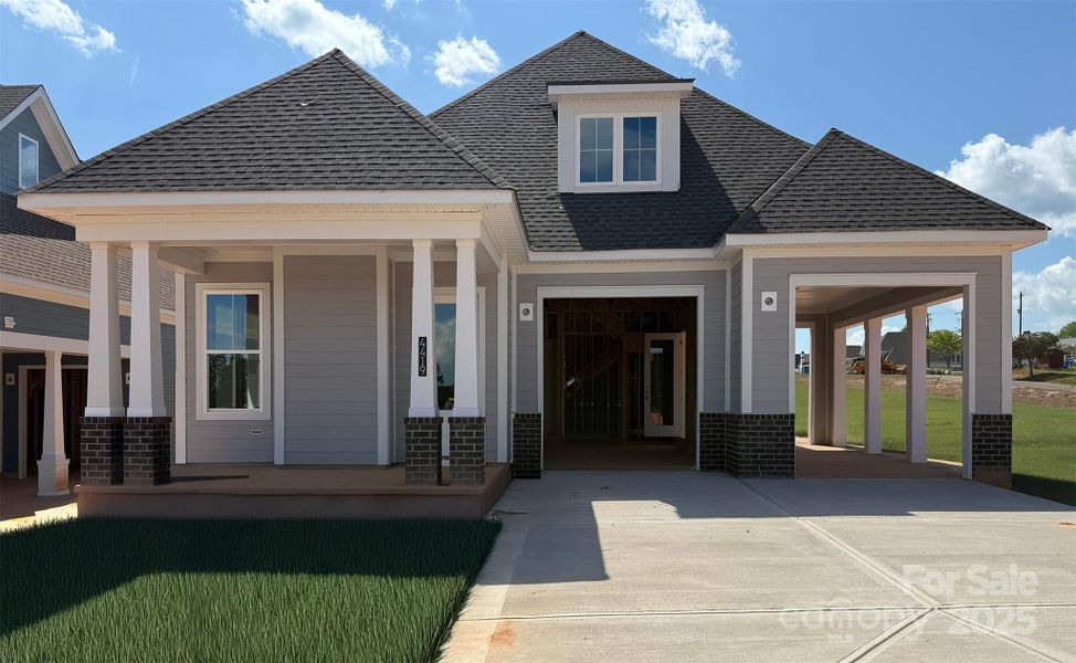 Front exterior of a new home in Lakeside Pointe, Sherrills Ford, NC, highlighting curb appeal (Image 1). Front exterior of a new home in Lakeside Pointe, Sherrills Ford, NC, highlighting curb appeal (Image 1).