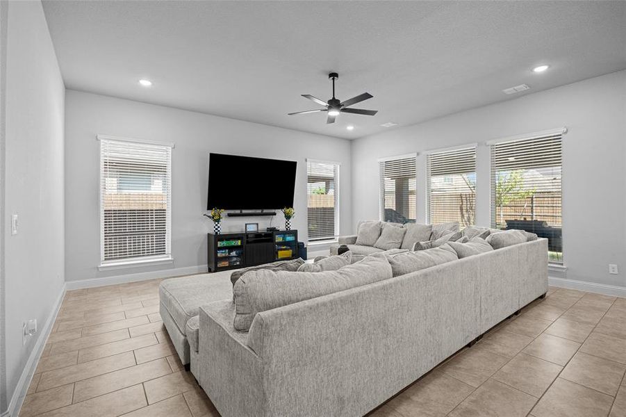 Furnished interior view inside a new home in The Oasis at North Grove 60-70, Waxahachie (Image 9). Furnished interior view inside a new home in The Oasis at North Grove 60-70, Waxahachie (Image 9).