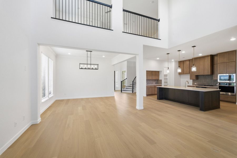 Spacious, unfurnished interior of a new home in Green Meadows, Celina (Image 50).