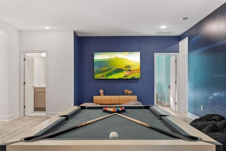 Furnished interior view inside a new home in , Kissimmee (Image 77).