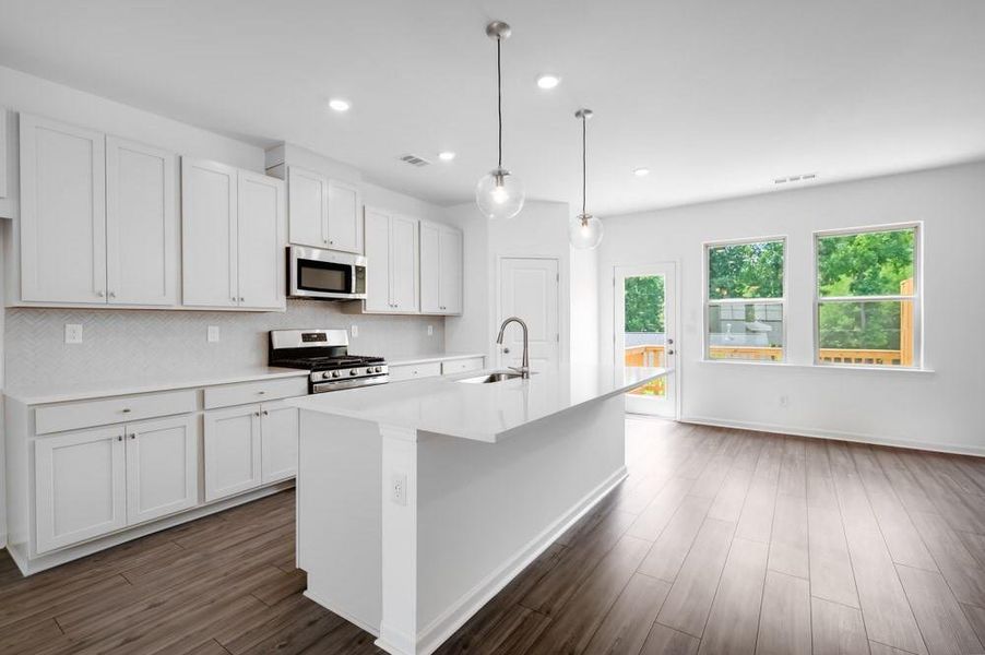 Furnished interior view inside a new home in Hampton Trace, Marietta (Image 11).