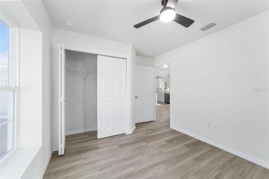 Spacious, unfurnished interior of a new home in , Dunnellon (Image 46).
