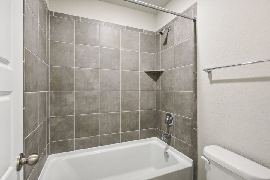 Guest bathroom in the Medina floorplan at a Meritage Homes community.