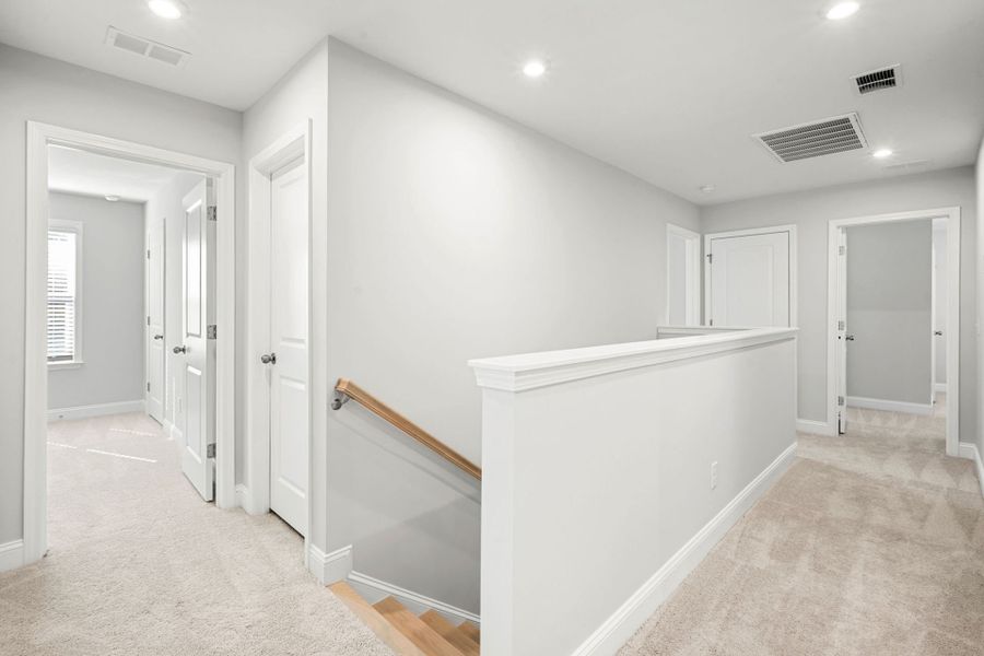 Spacious, unfurnished interior of a new home in Salem Bay, Beaufort (Image 18).