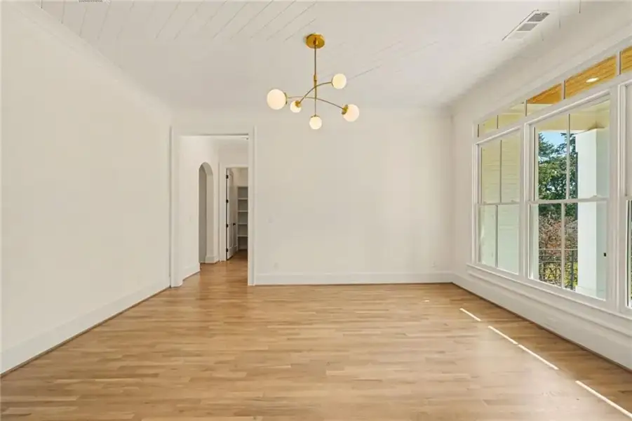 Spacious, unfurnished interior of a new home in , Atlanta (Image 36).